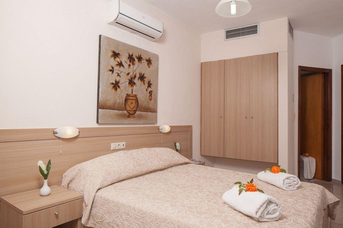 Hotel Akti Corali 3*