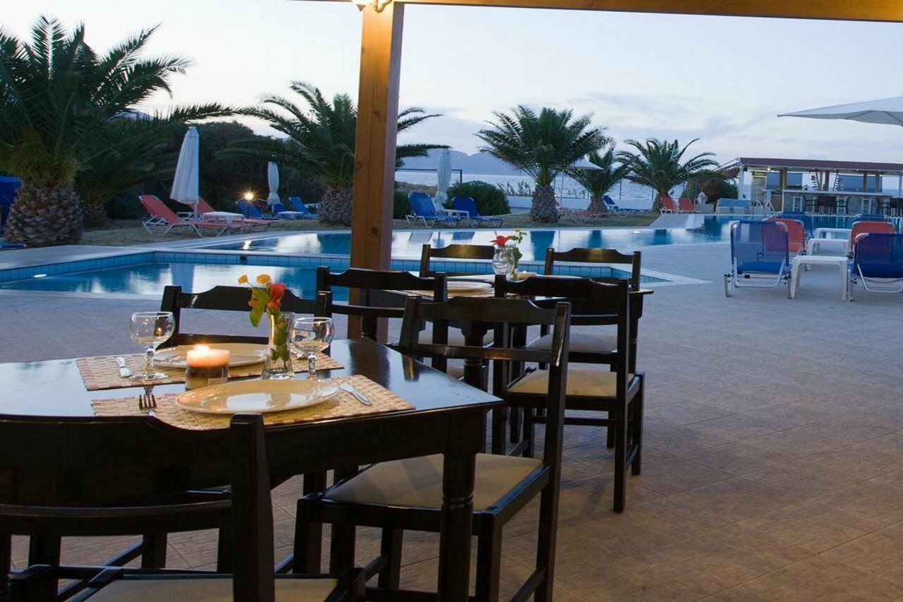 Hotel Akti Corali 3*